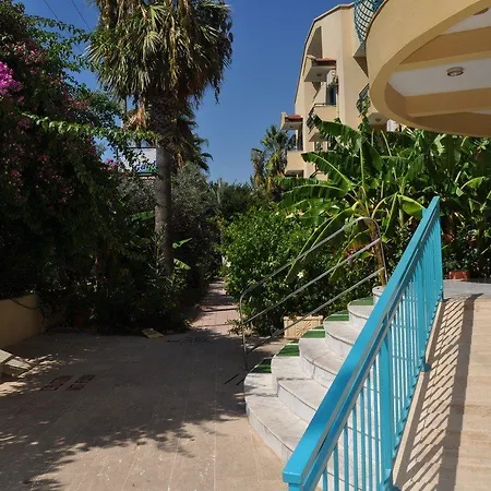 Hibiscus Garden Hotel 3*