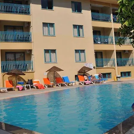 Hibiscus Garden Hotel Armutalan